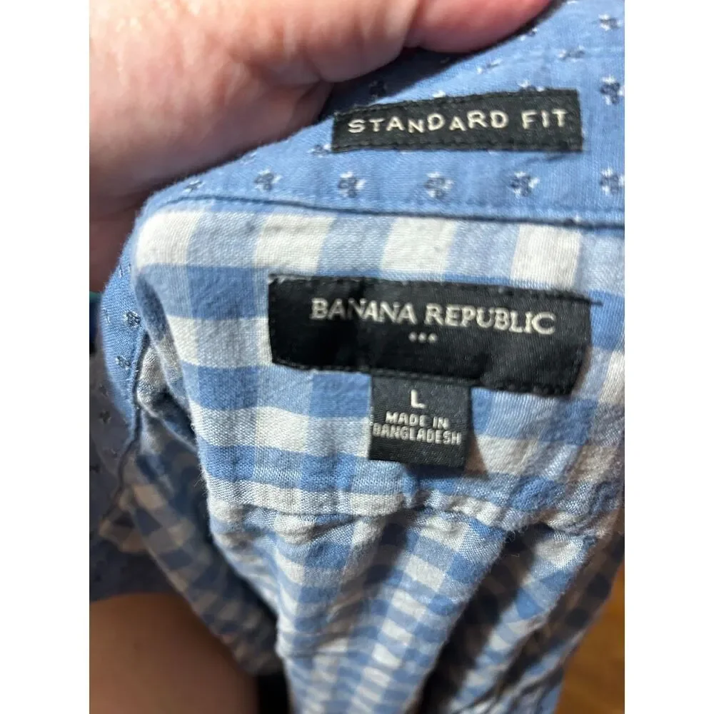 Banana Republic Large Short Sleeve Button Up